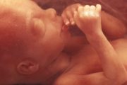 Здрава беба абортирана због лажно позитивног резултата генетског испитивања